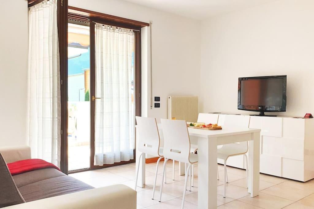 Sun & Fun Apartment - Morena Riva del Garda Kültér fotó