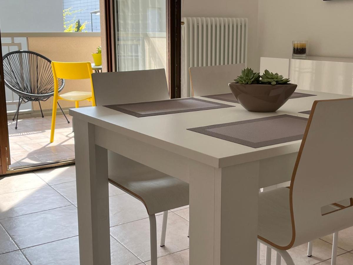 Sun & Fun Apartment - Morena Riva del Garda Kültér fotó