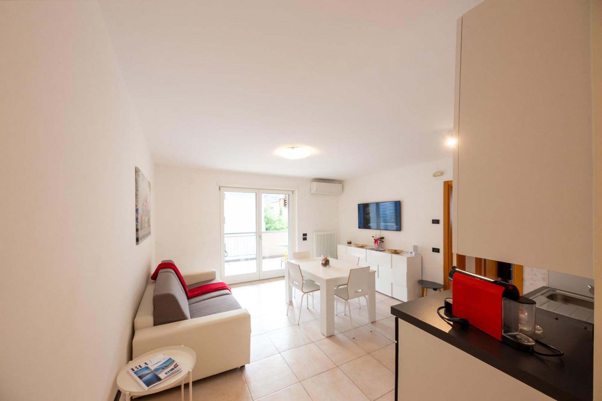 Sun & Fun Apartment - Morena Riva del Garda Kültér fotó